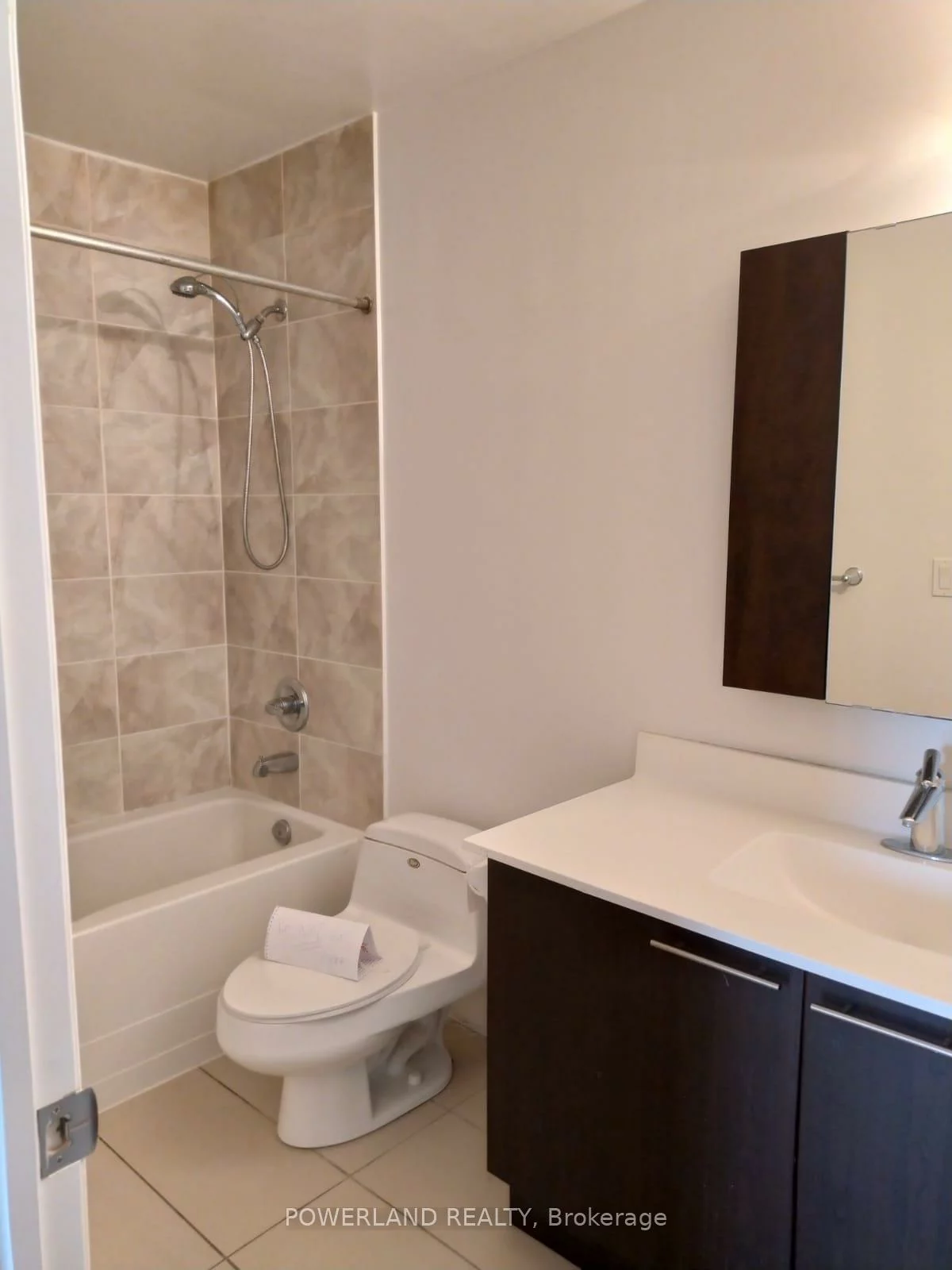 37, Galleria, Commerce Valley, Markham