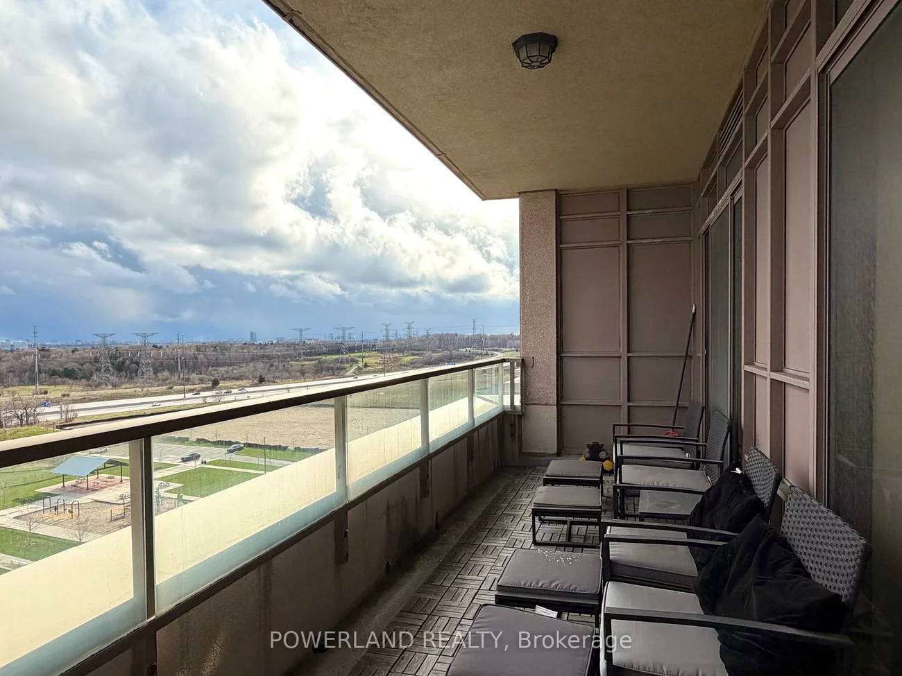 37, Galleria, Commerce Valley, Markham