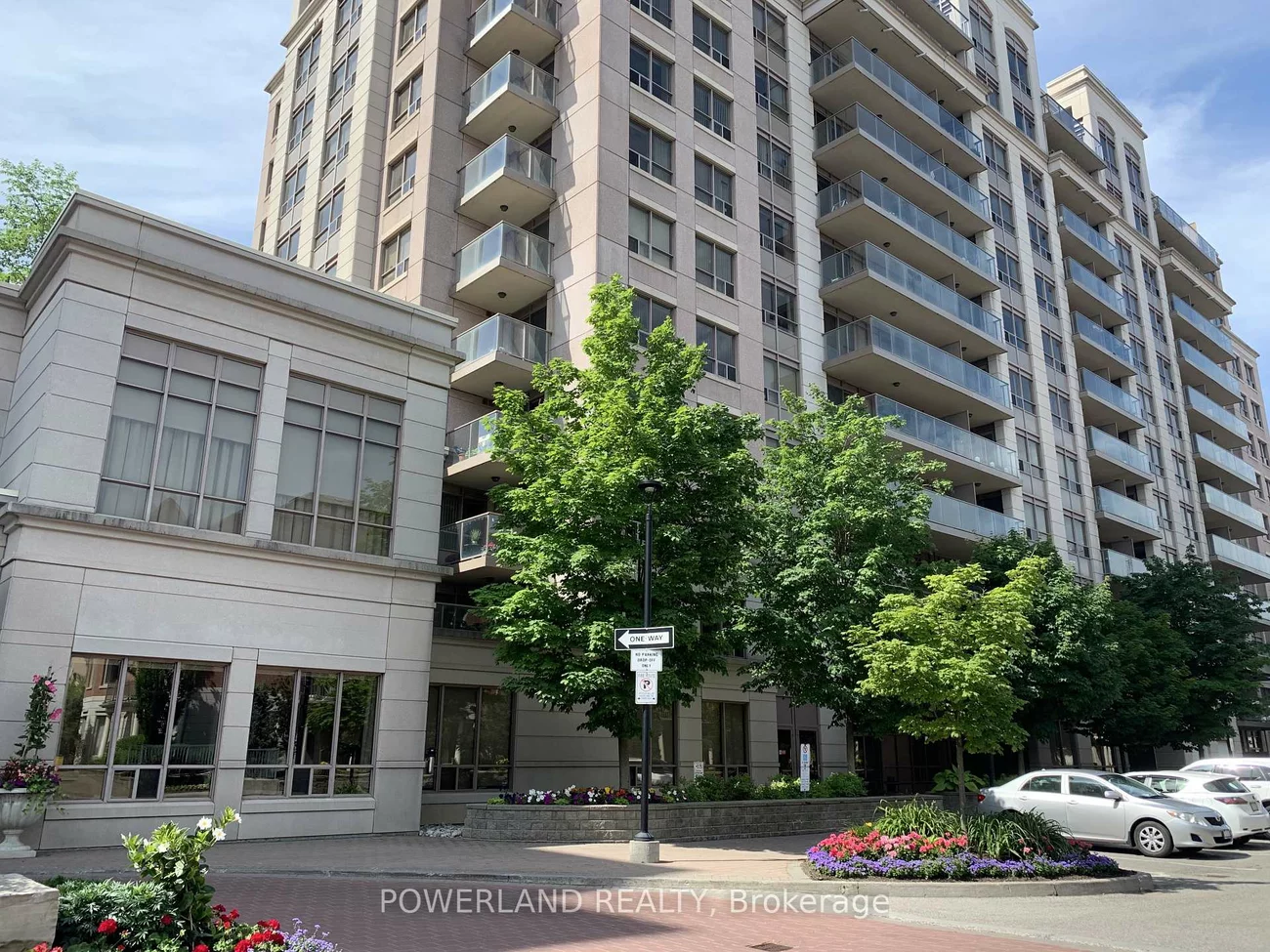 37, Galleria, Commerce Valley, Markham