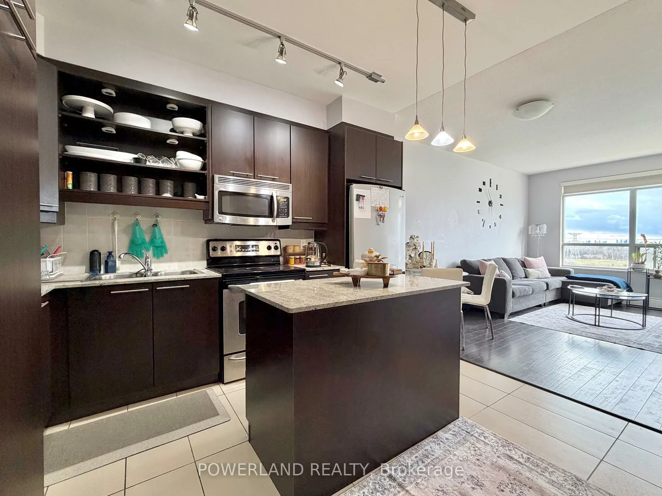 37, Galleria, Commerce Valley, Markham
