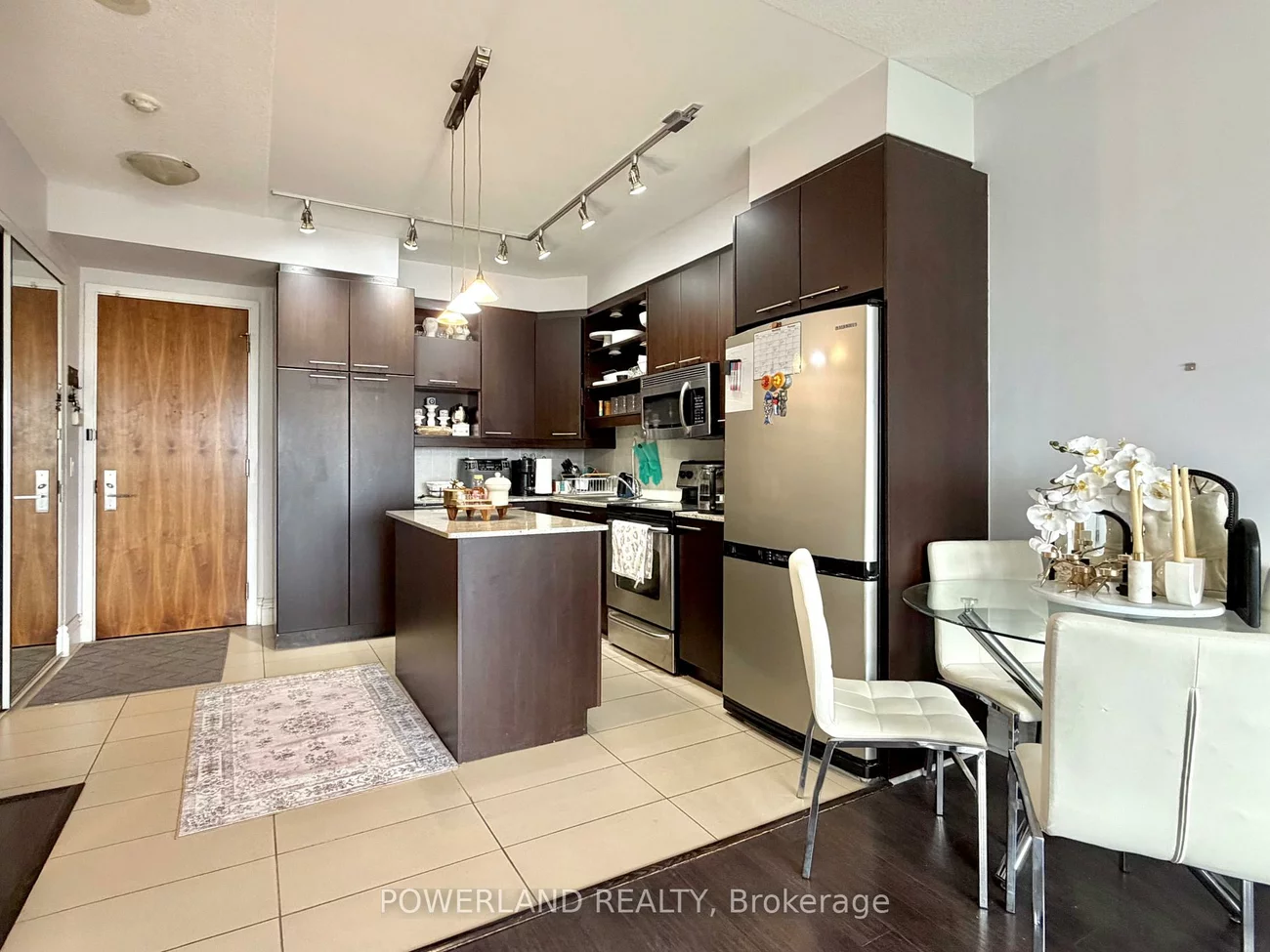37, Galleria, Commerce Valley, Markham