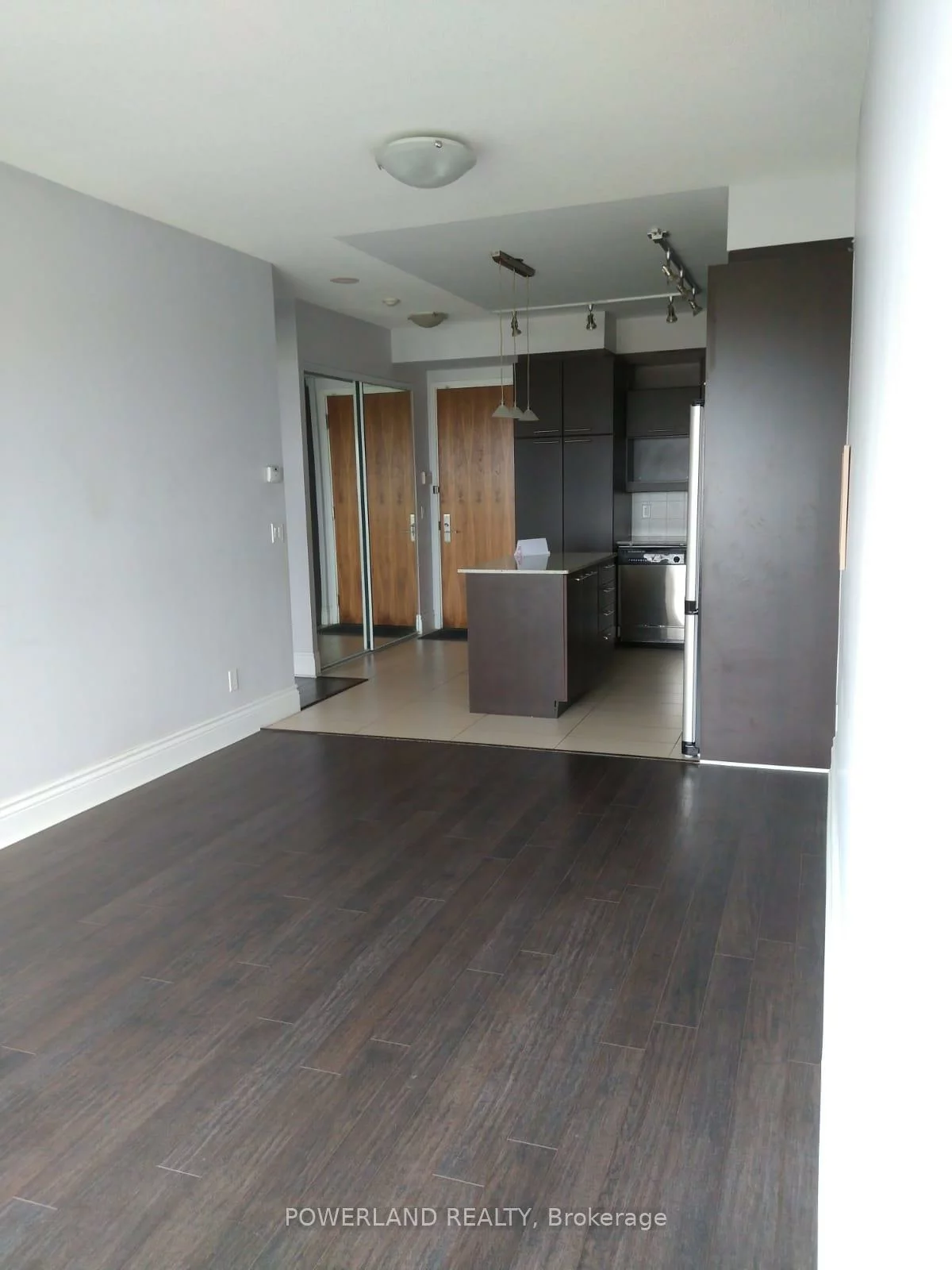 37, Galleria, Commerce Valley, Markham