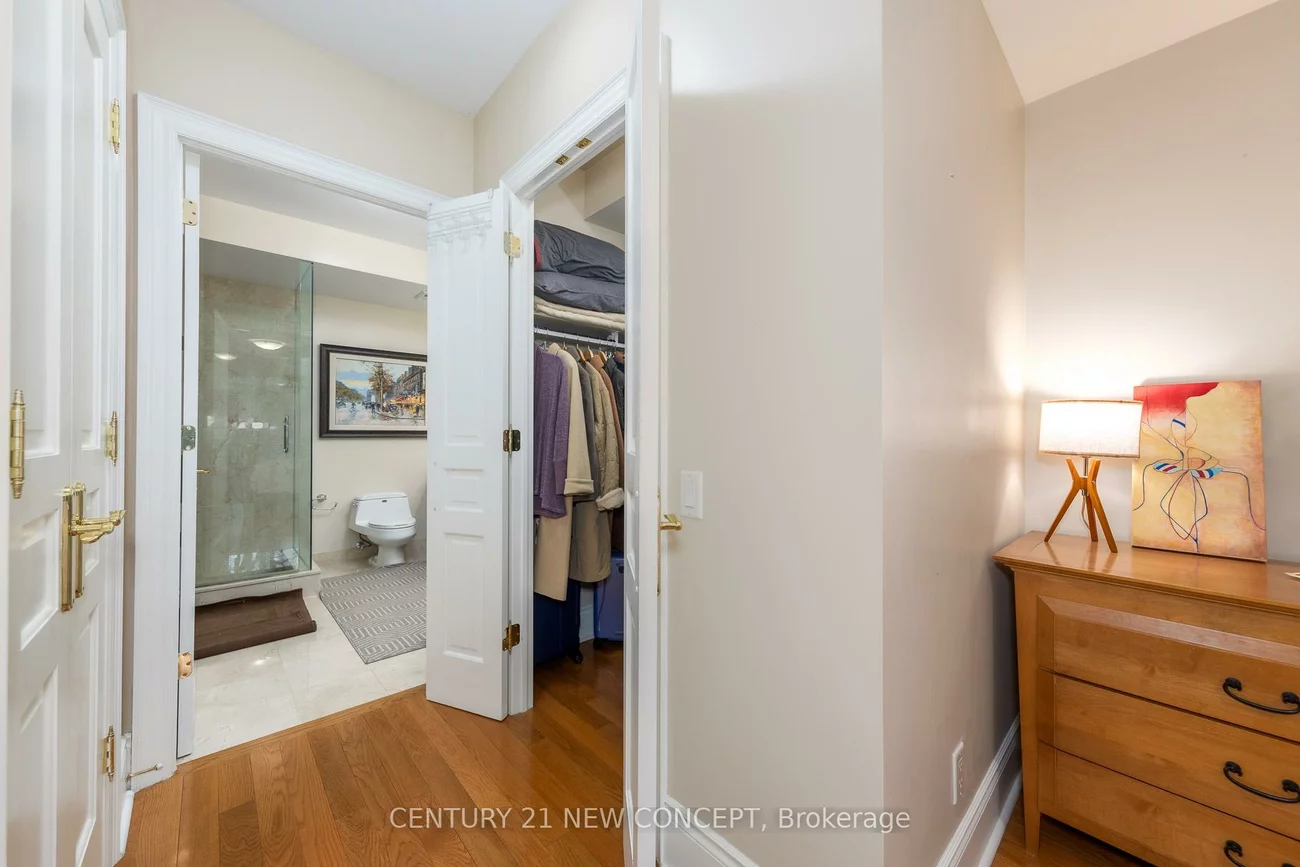 7071, Bayview, Bayview Glen, Markham