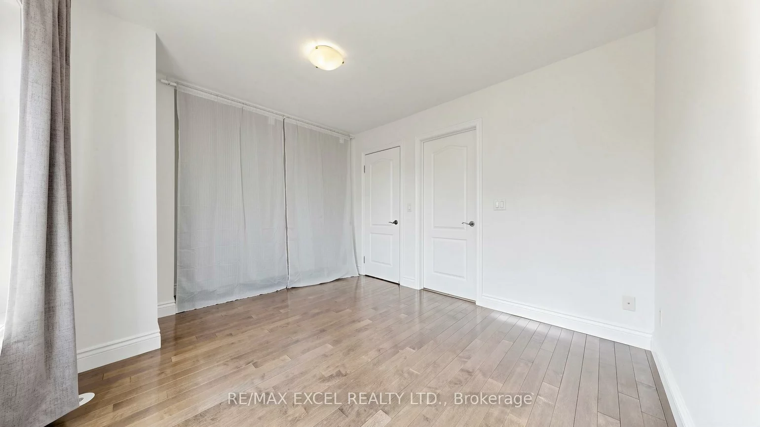 72, Suncrest, Commerce Valley, Markham