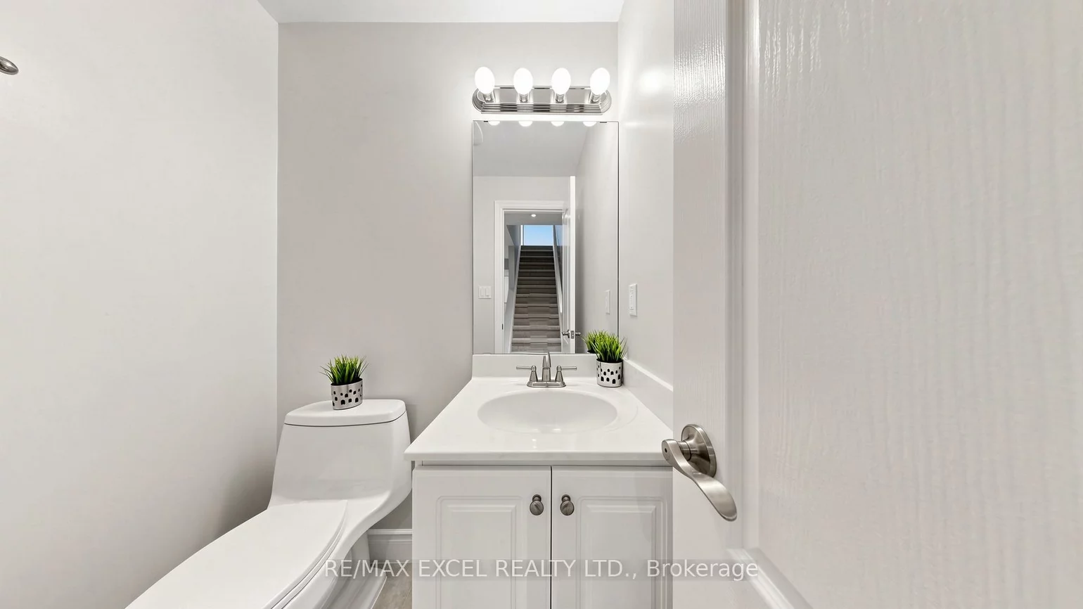 72, Suncrest, Commerce Valley, Markham