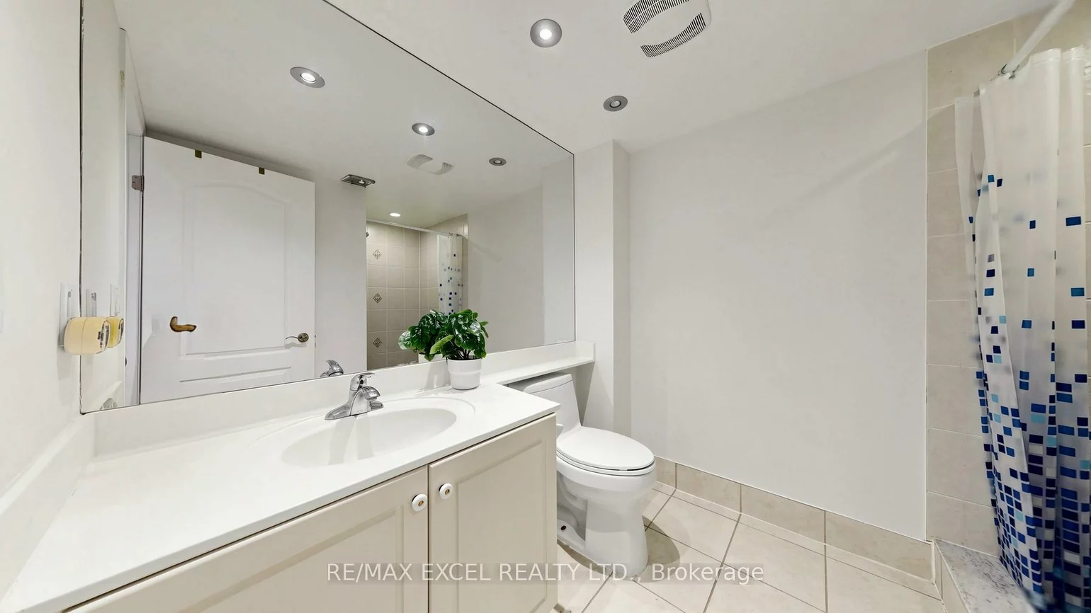 72, Suncrest, Commerce Valley, Markham