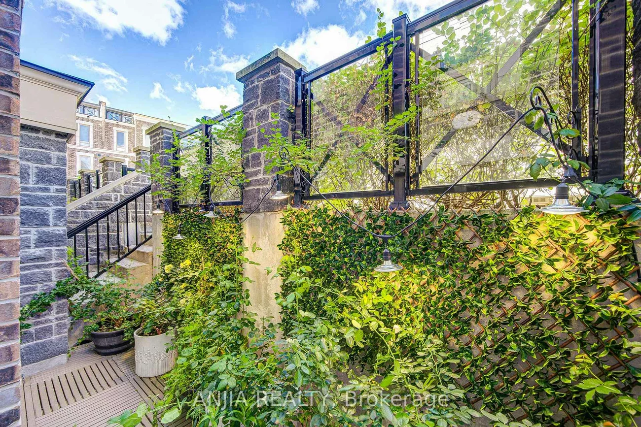 11, Dunsheath, Cornell, Markham