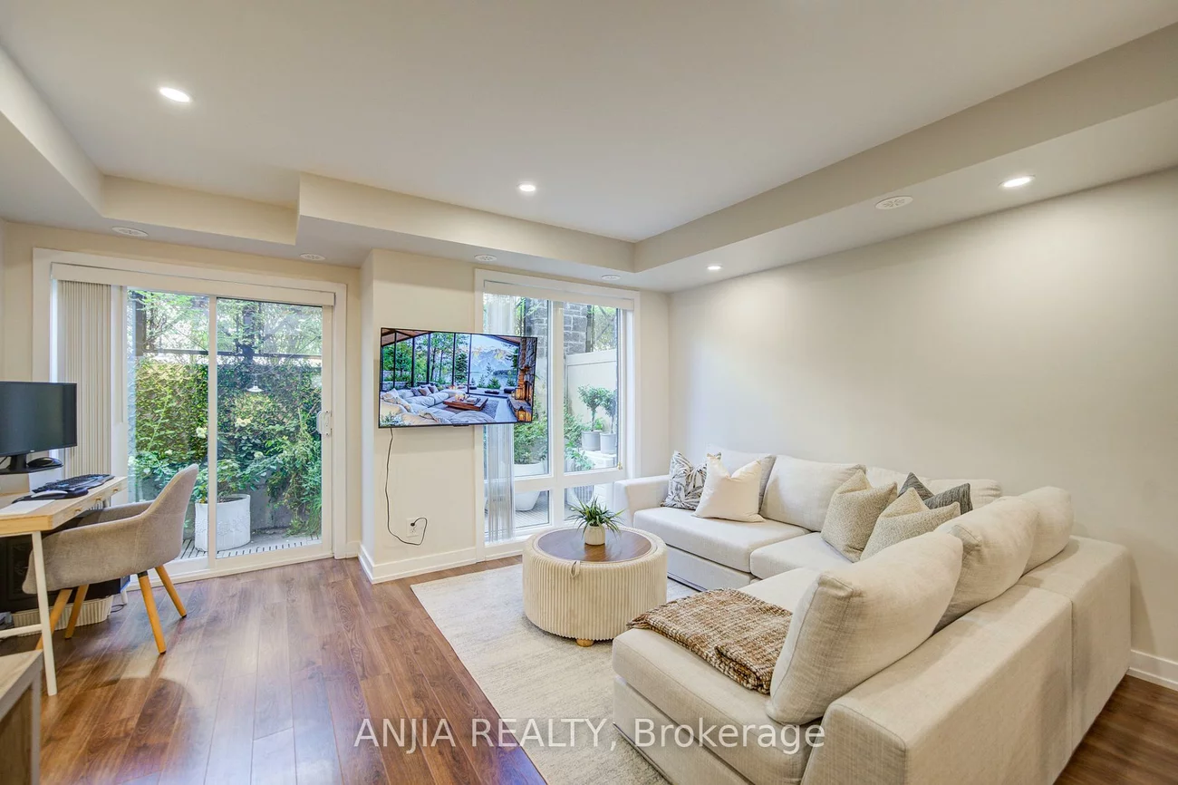 11, Dunsheath, Cornell, Markham