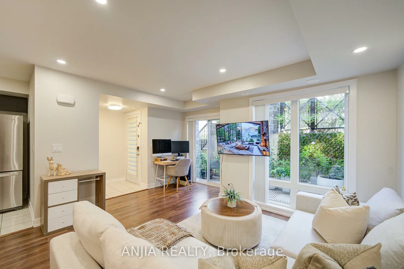 11, Dunsheath, Cornell, Markham