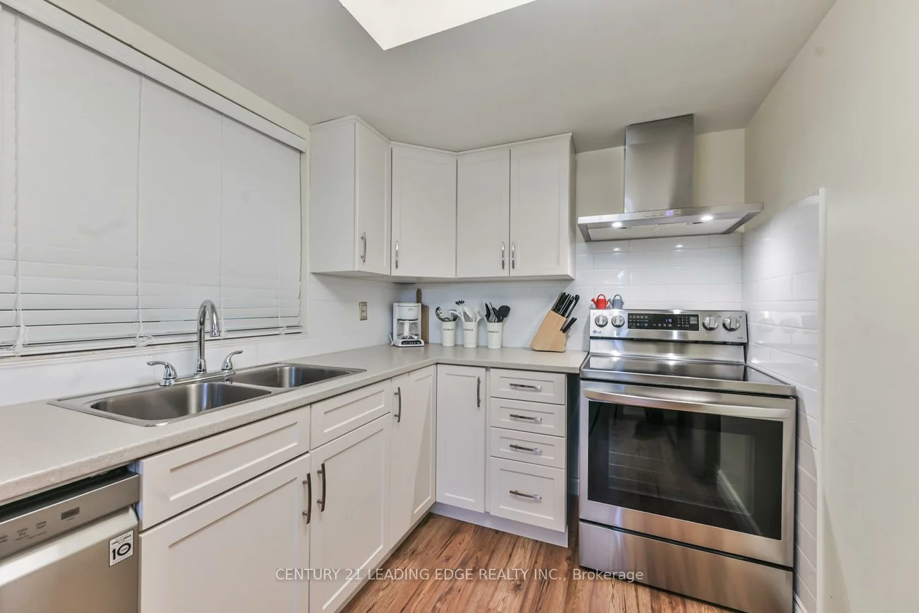 100, Anna Russell, Unionville, Markham