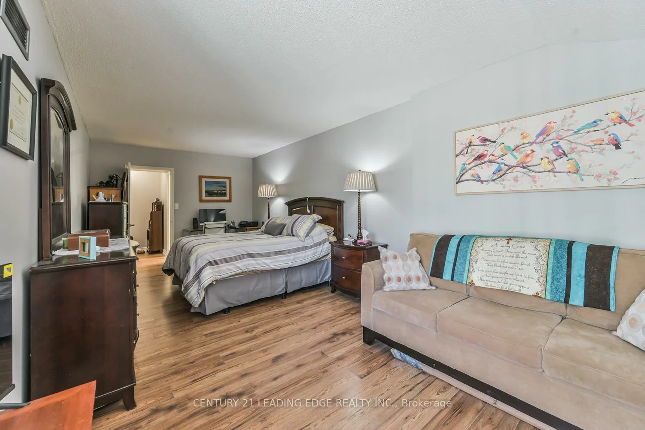 100, Anna Russell, Unionville, Markham