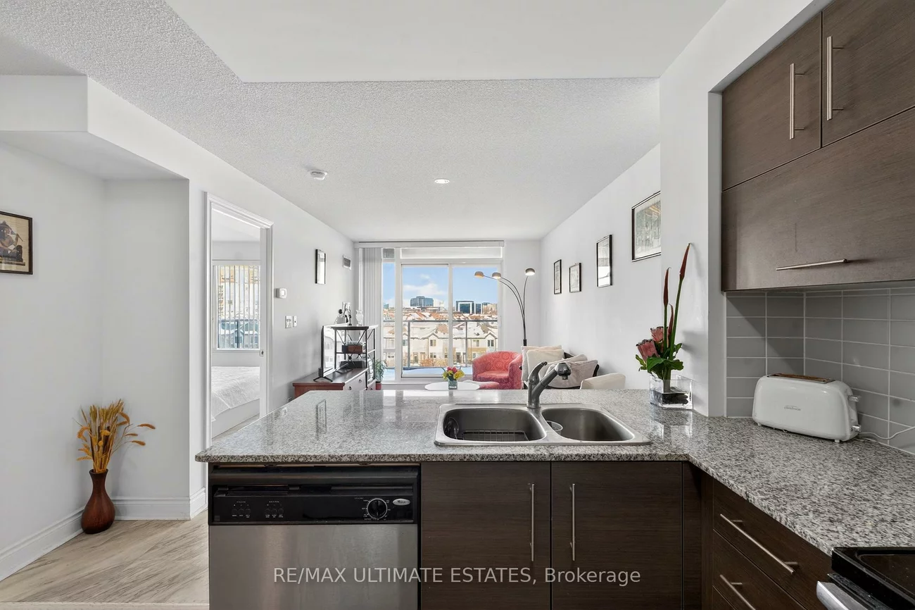 253, South Park, Commerce Valley, Markham