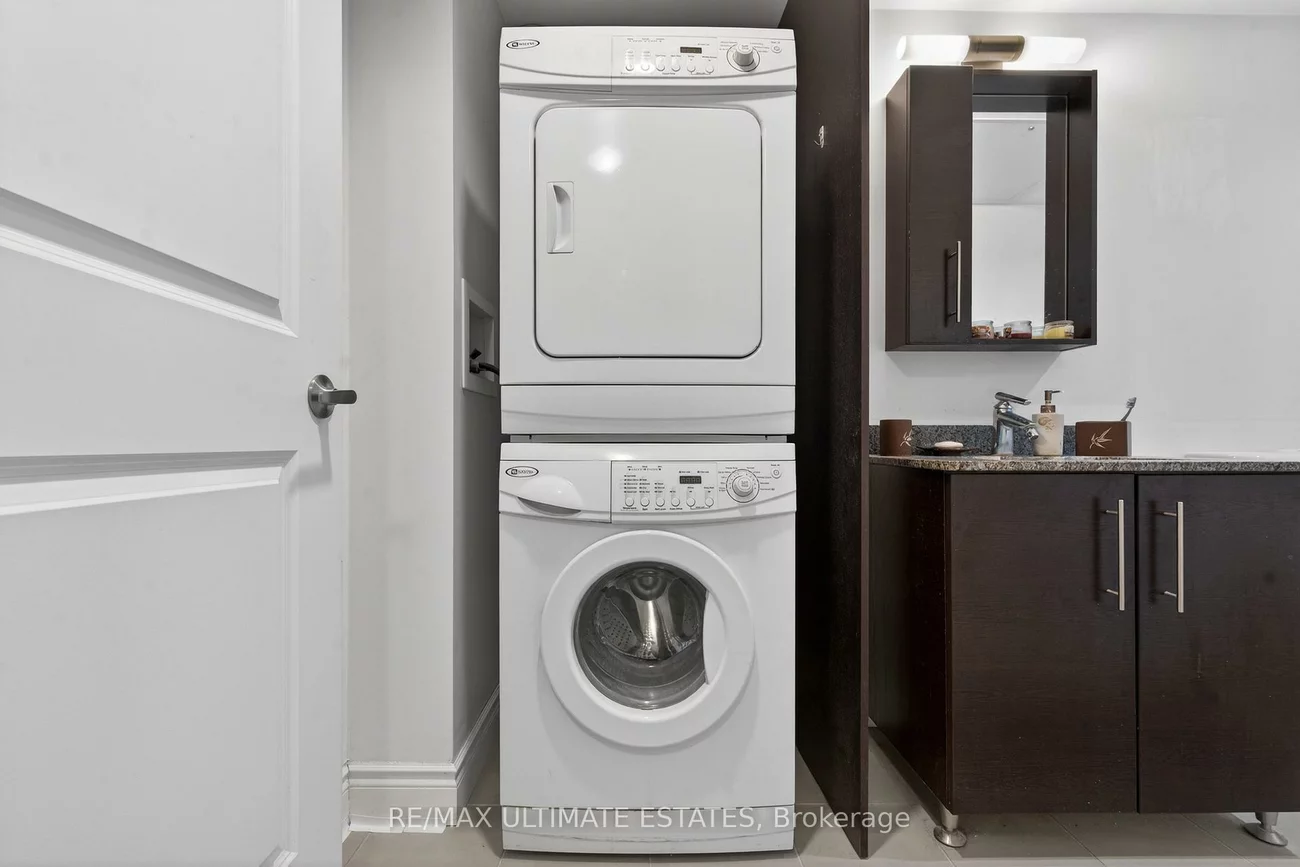 253, South Park, Commerce Valley, Markham