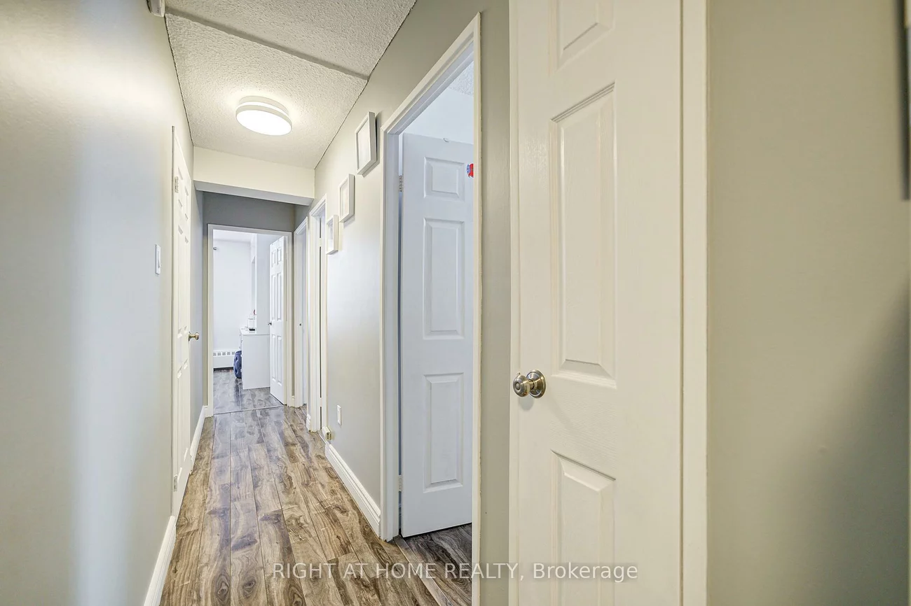 180, Dudley, Thornhill, Markham