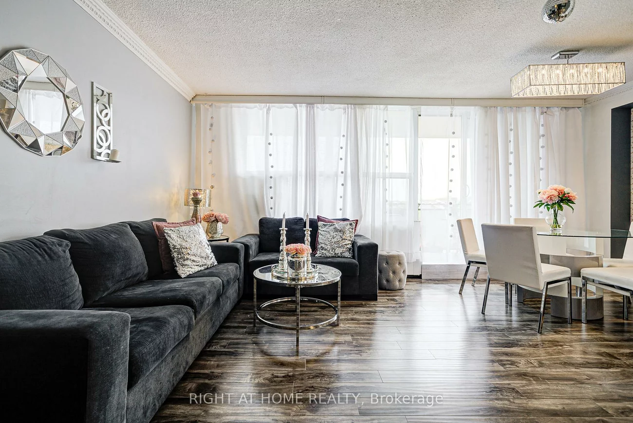 180, Dudley, Thornhill, Markham
