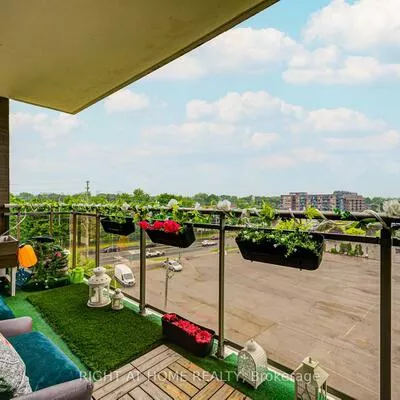 180, Dudley, Thornhill, Markham