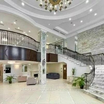 89, South Town Centre, Unionville, Markham