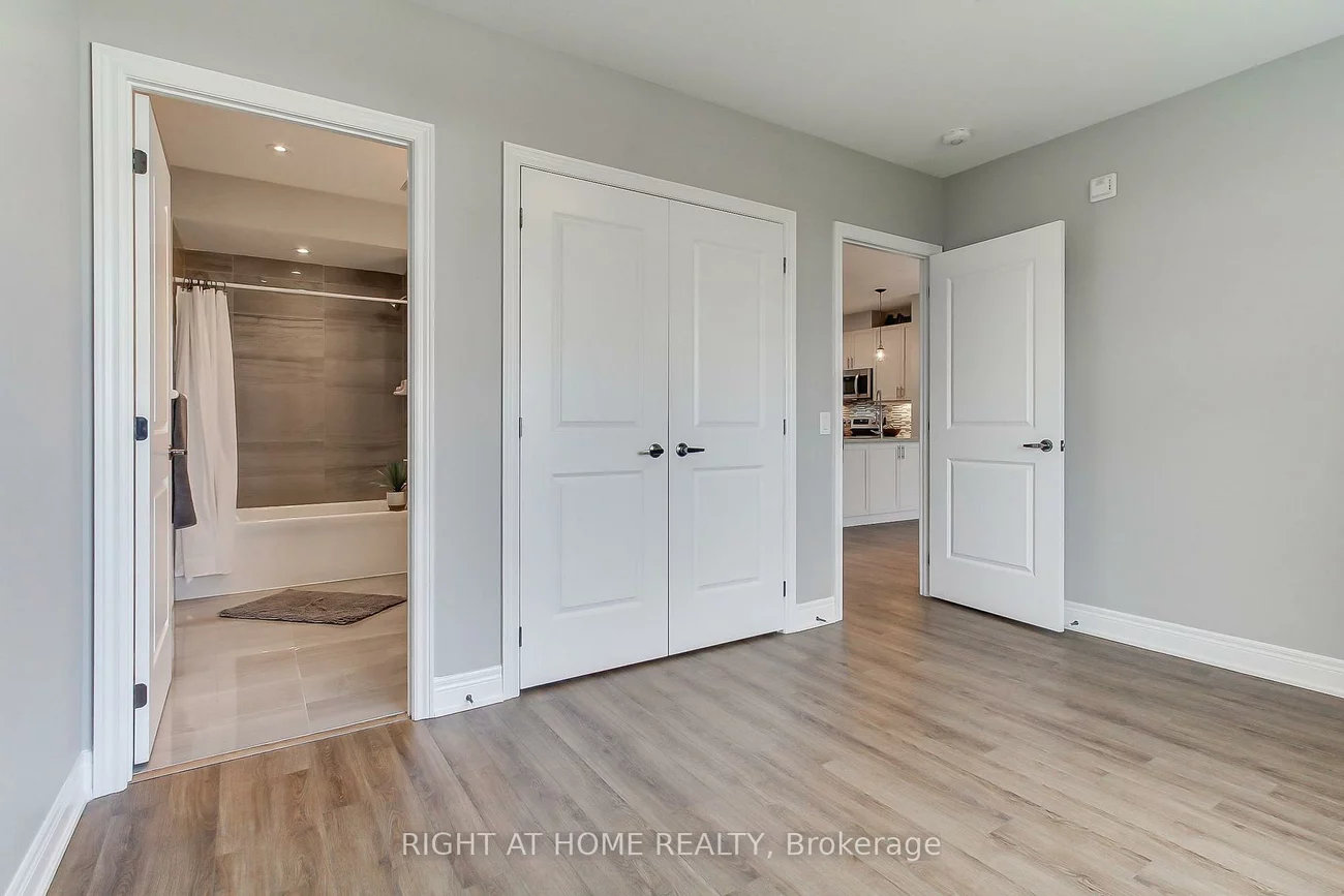 39, New Delhi, Cedarwood, Markham