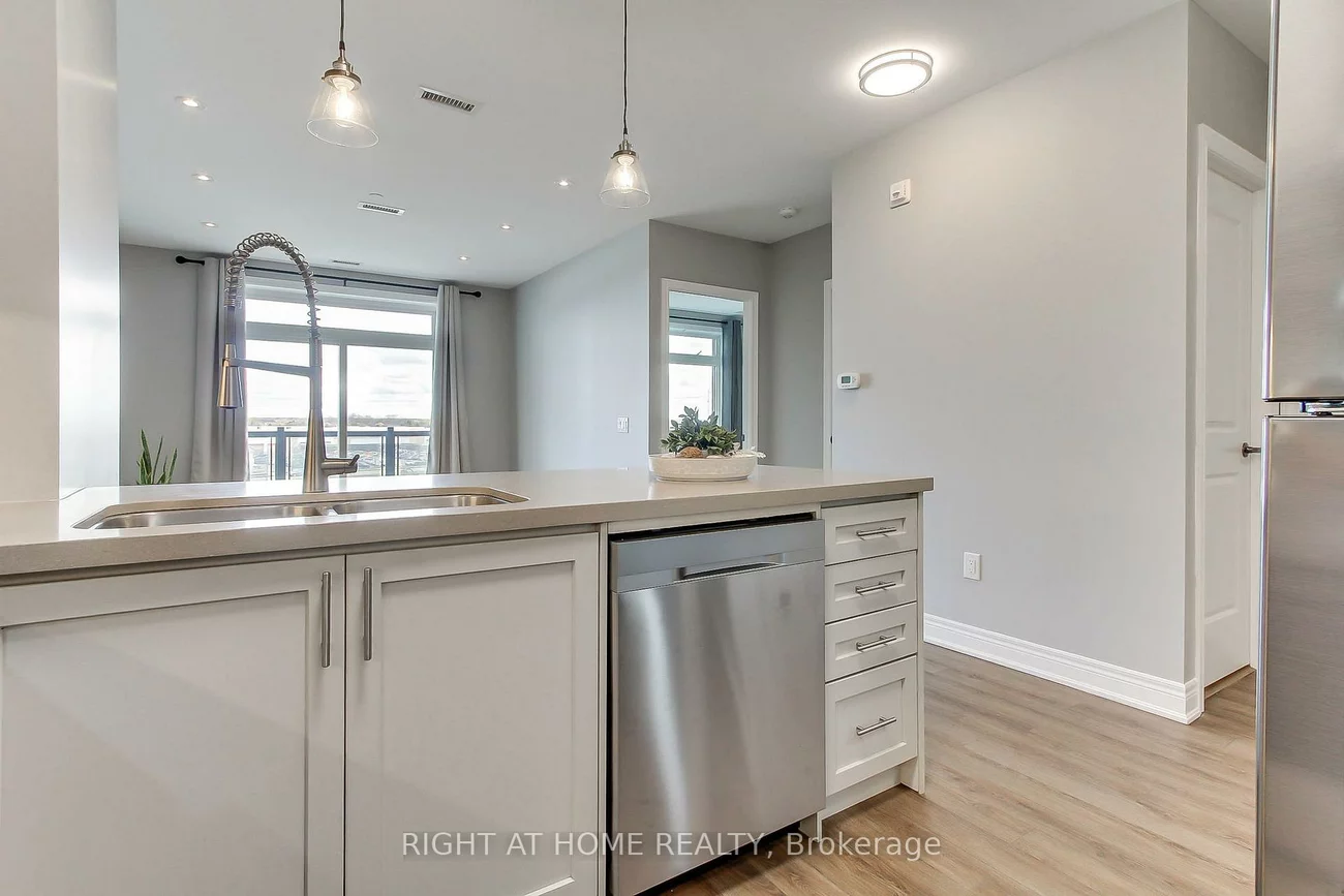 39, New Delhi, Cedarwood, Markham
