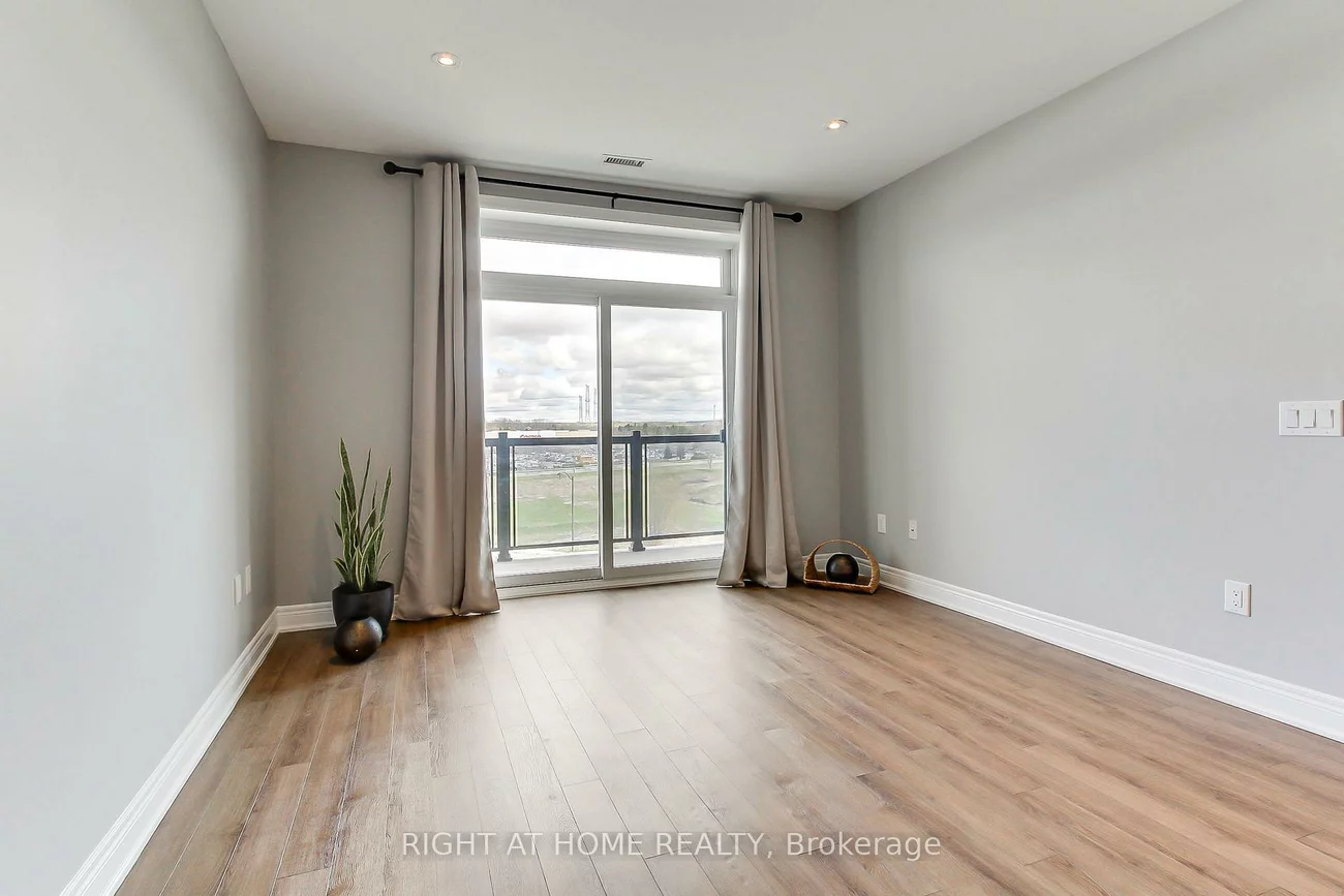 39, New Delhi, Cedarwood, Markham
