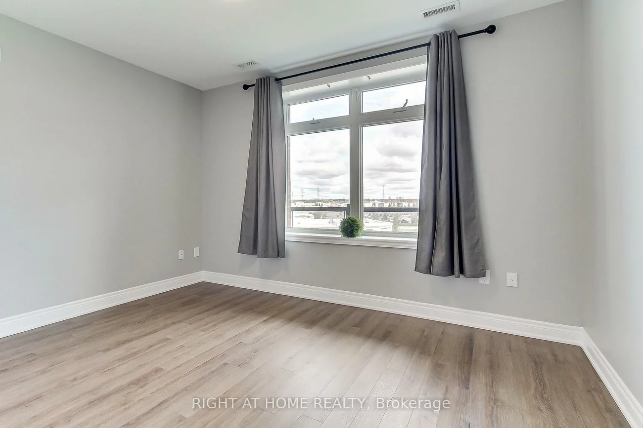 39, New Delhi, Cedarwood, Markham