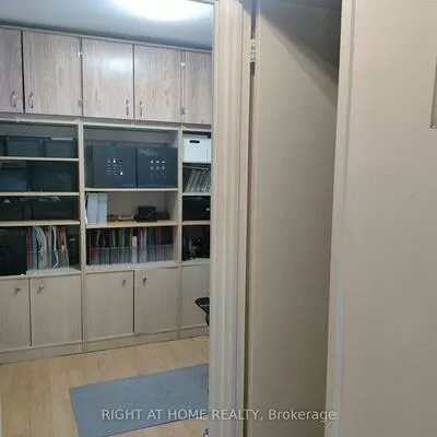 16, Elgin, Thornhill, Markham