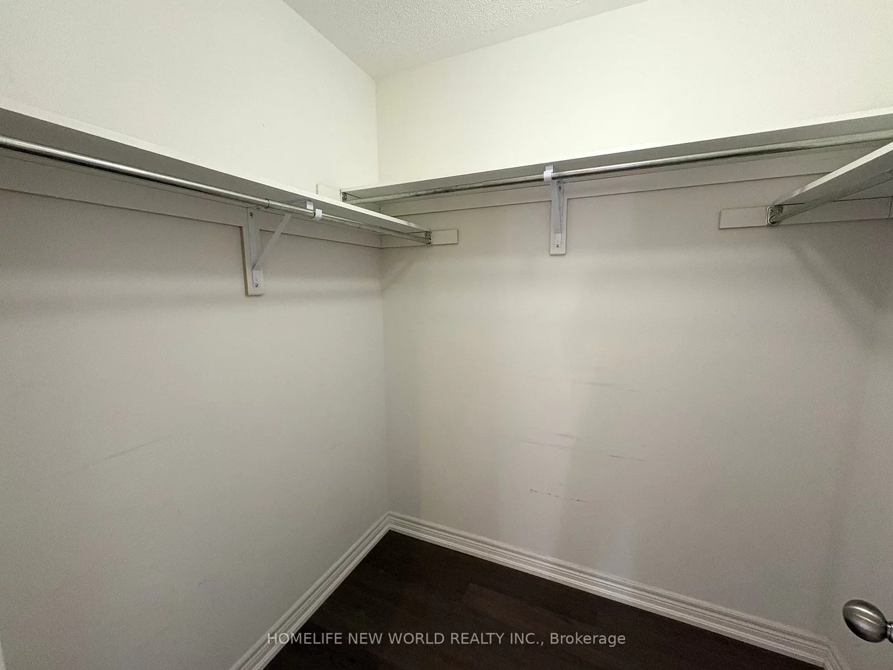 26, Roy Grove, Greensborough, Markham
