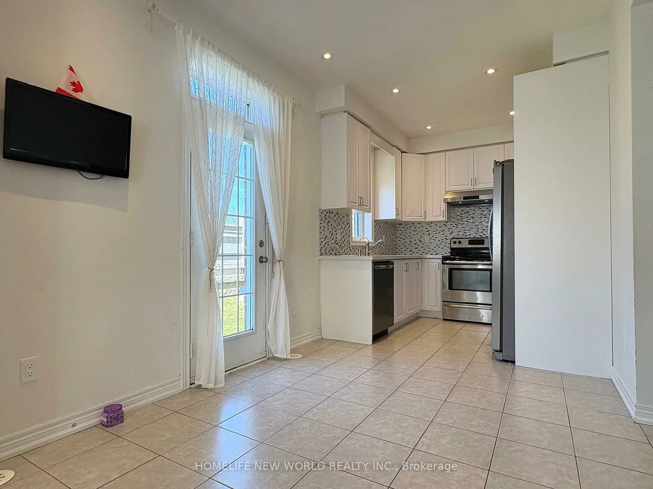 26, Roy Grove, Greensborough, Markham