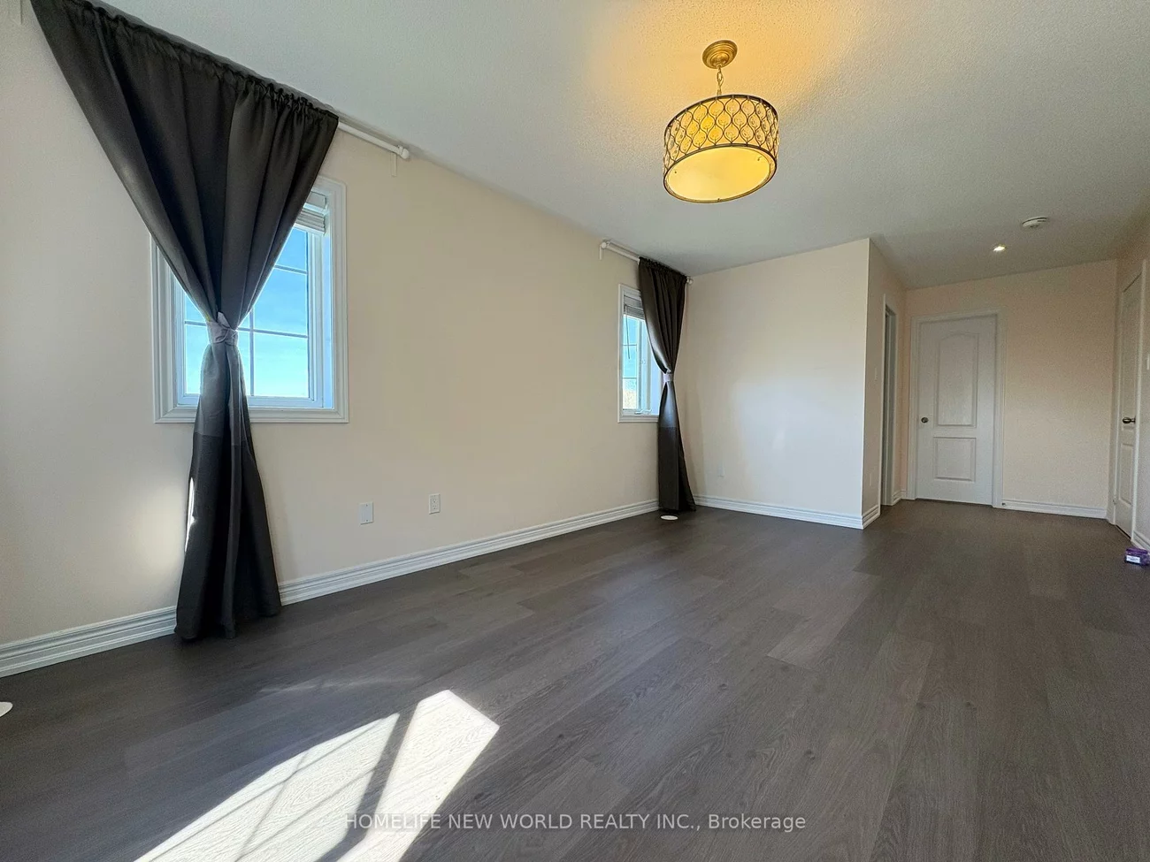 26, Roy Grove, Greensborough, Markham