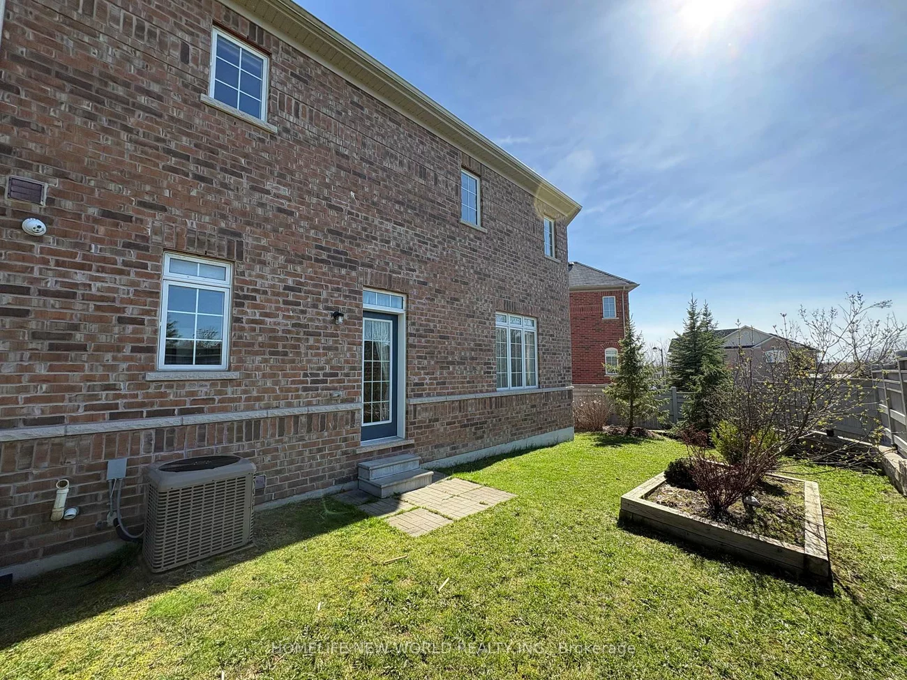 26, Roy Grove, Greensborough, Markham