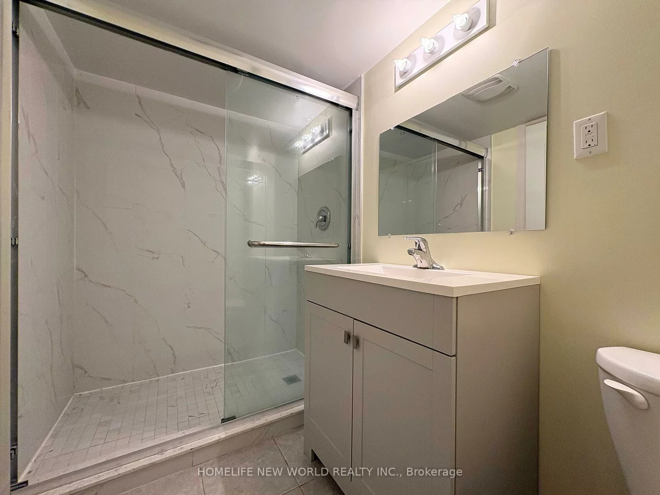 26, Roy Grove, Greensborough, Markham