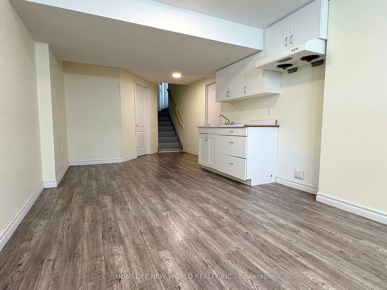 26, Roy Grove, Greensborough, Markham