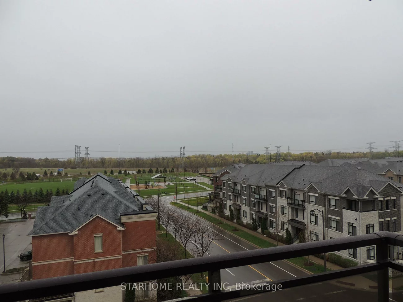 51, Saddlecreek, Commerce Valley, Markham