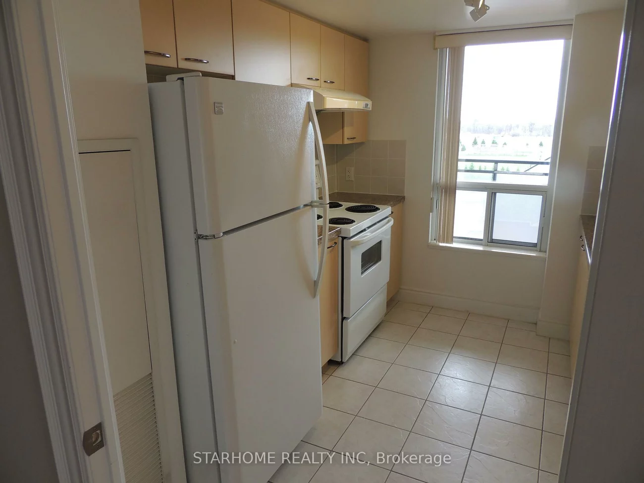 51, Saddlecreek, Commerce Valley, Markham