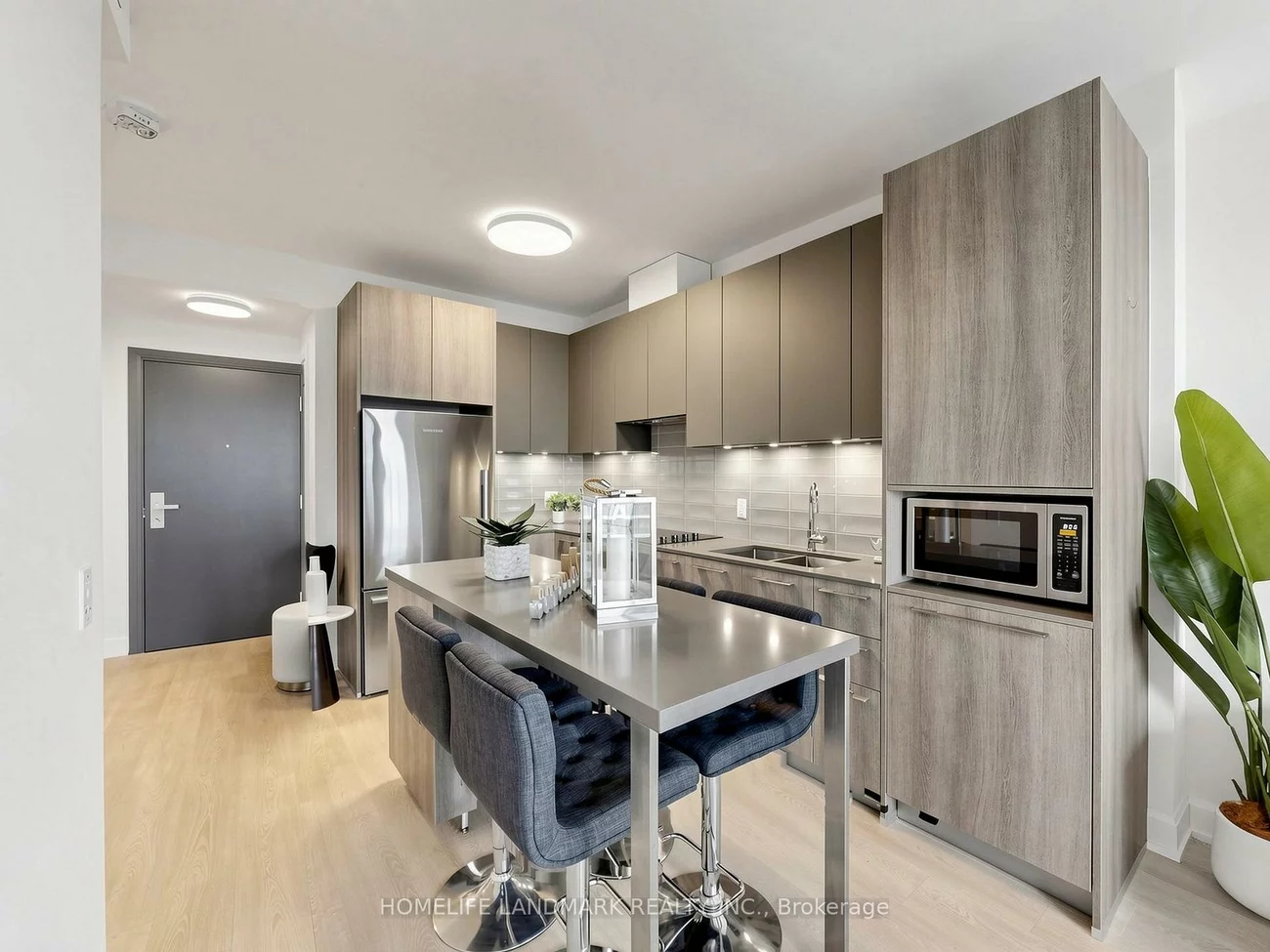 38, Water Walk, Unionville, Markham