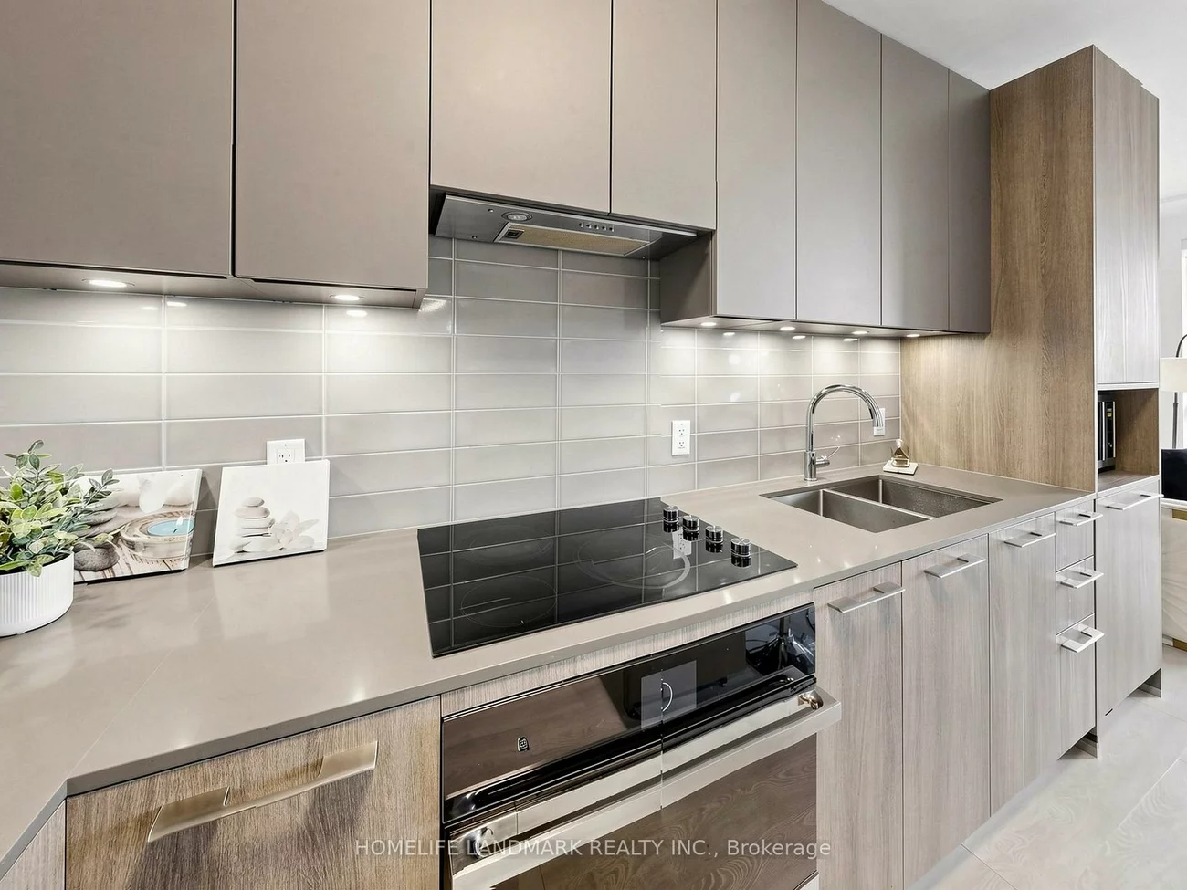 38, Water Walk, Unionville, Markham