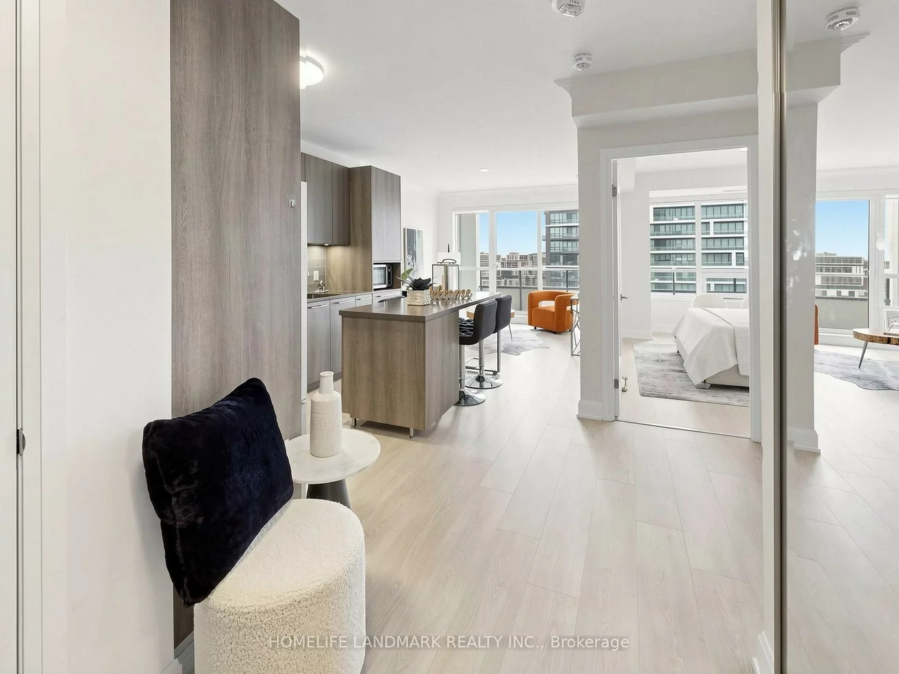 38, Water Walk, Unionville, Markham