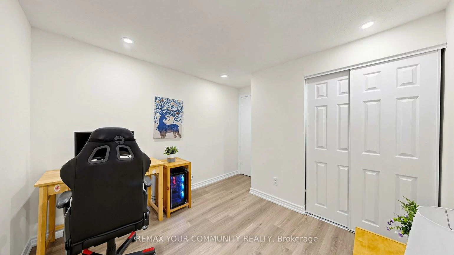 57, Kindale, Royal Orchard, Markham