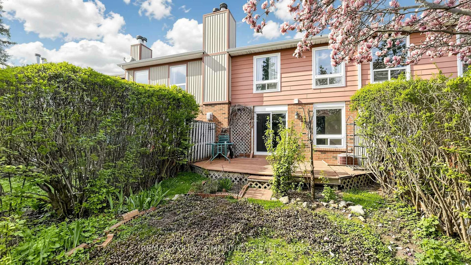 57, Kindale, Royal Orchard, Markham
