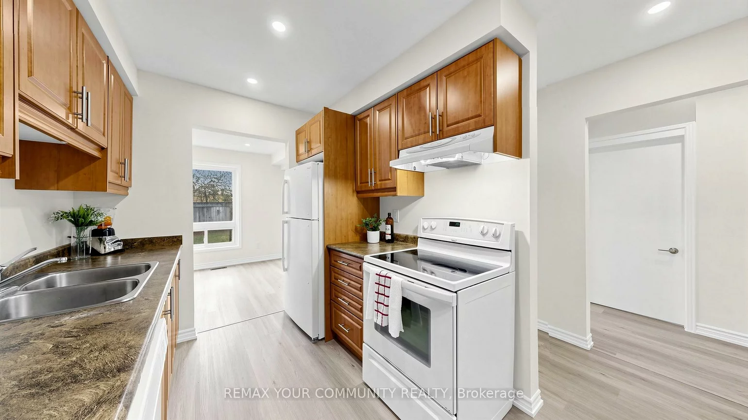 57, Kindale, Royal Orchard, Markham