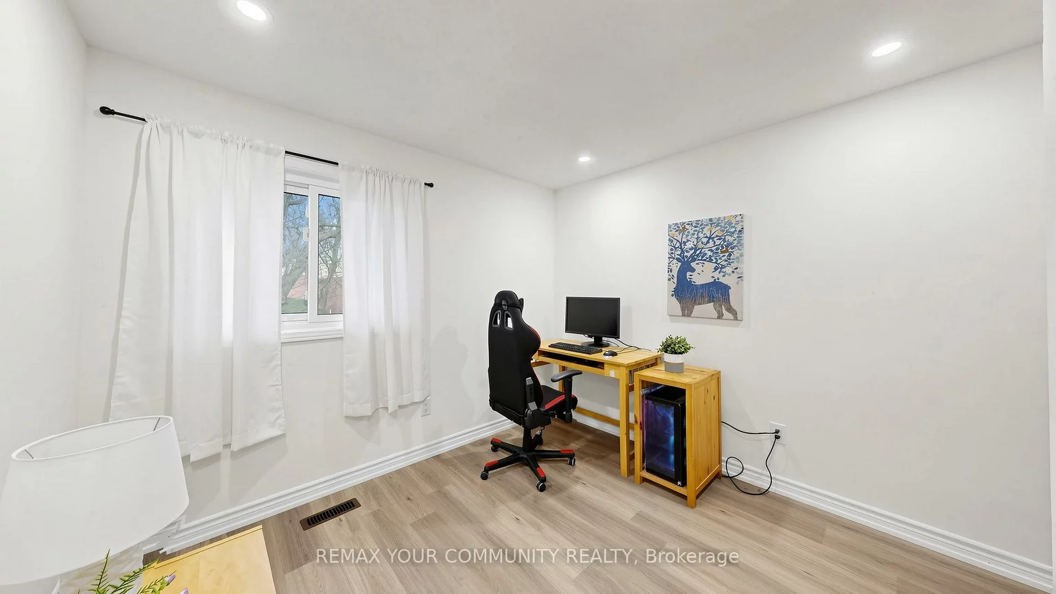 57, Kindale, Royal Orchard, Markham