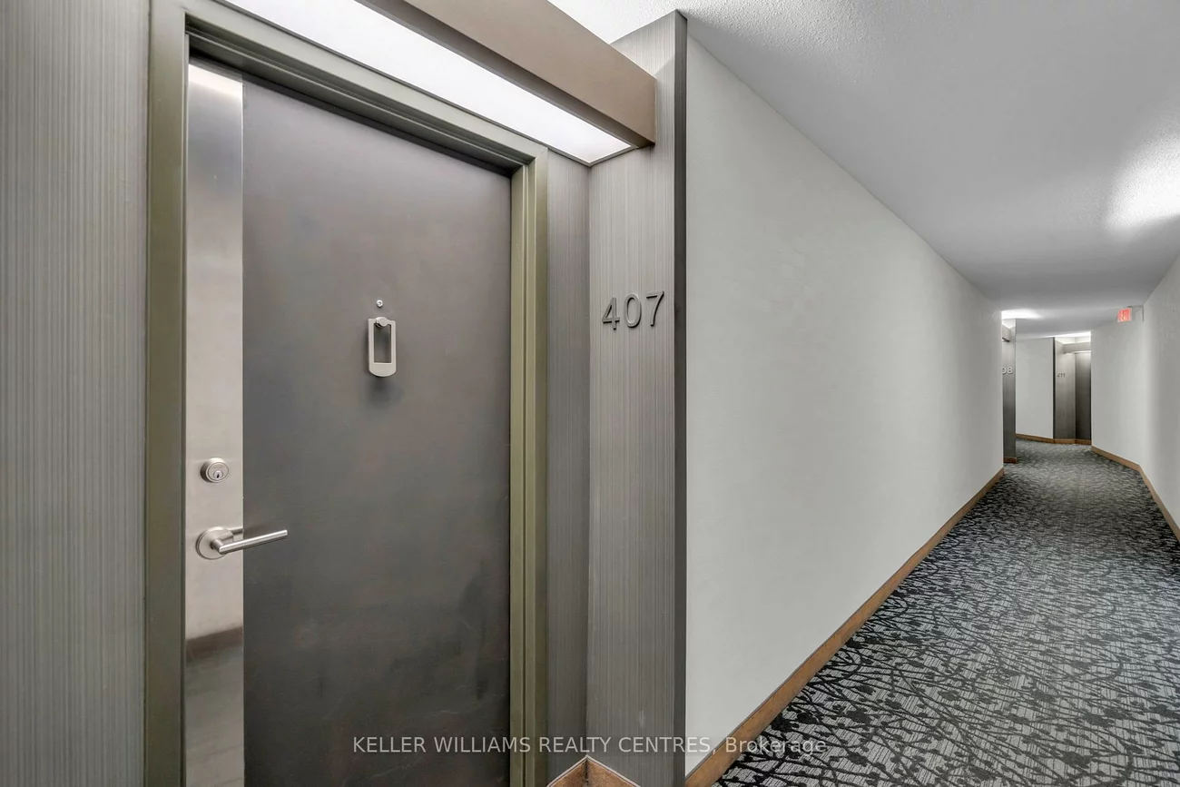 7811, Yonge, Thornhill, Markham