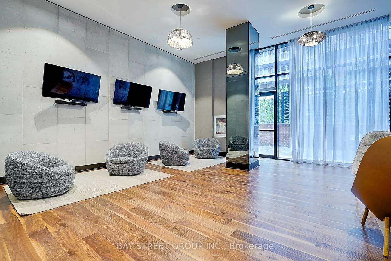 292, Verdale Crossing, Unionville, Markham