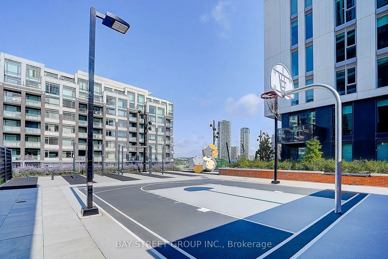 292, Verdale Crossing, Unionville, Markham