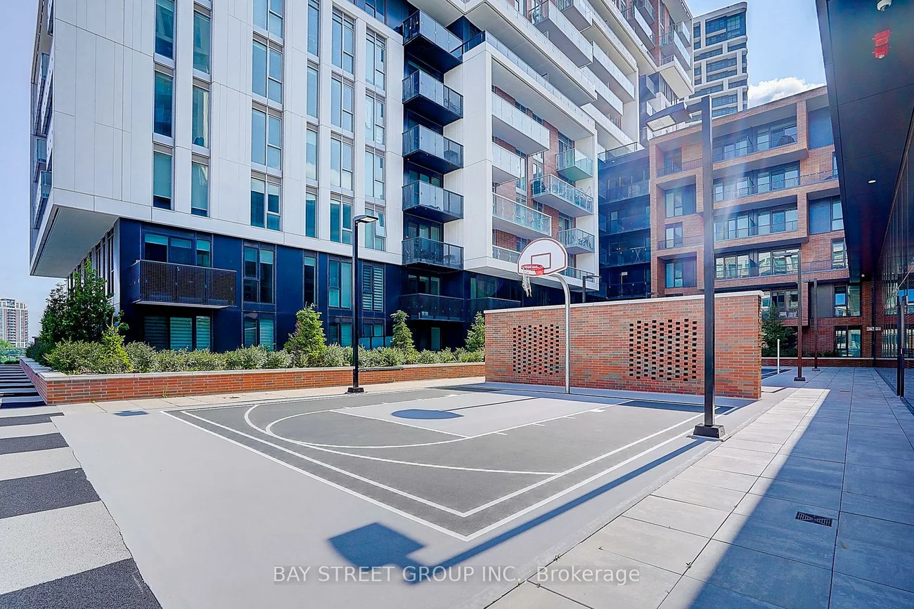 292, Verdale Crossing, Unionville, Markham