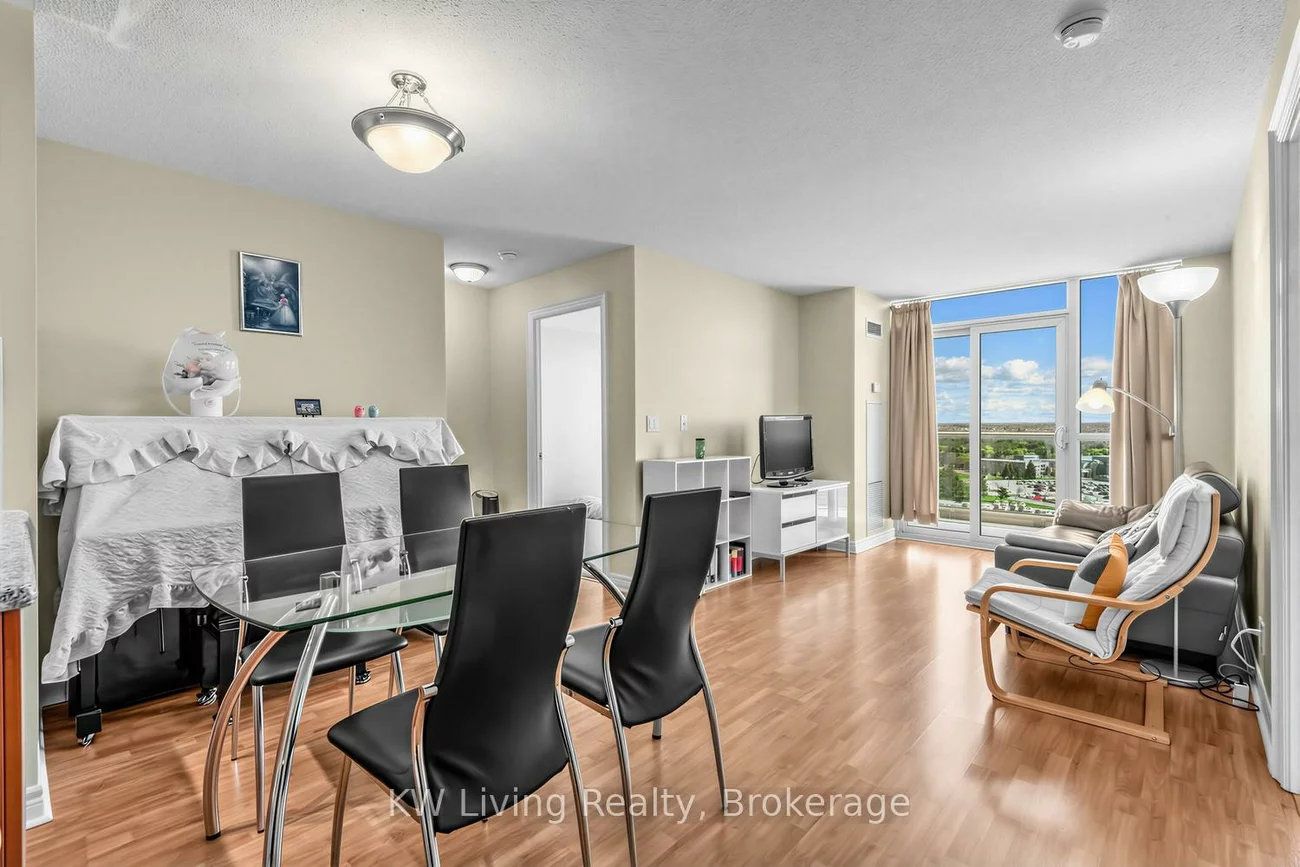 33, Cox, Unionville, Markham