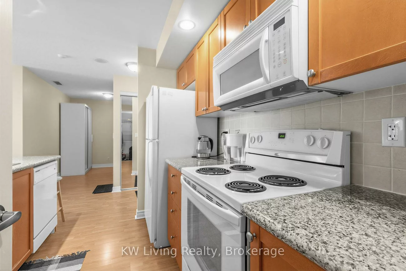 33, Cox, Unionville, Markham