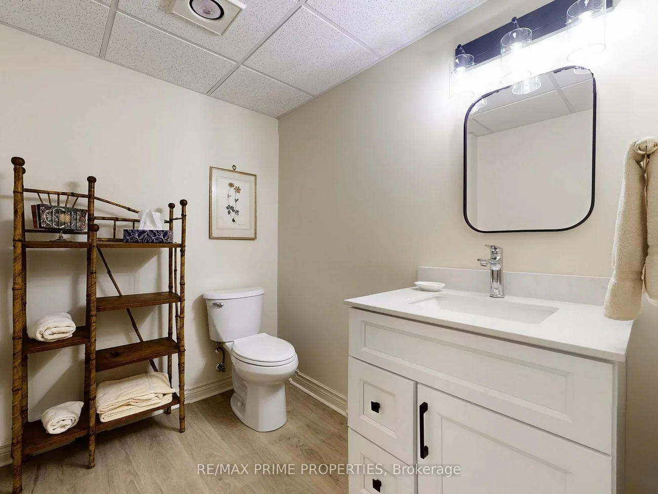 4, Colleen Bay, Greensborough, Markham