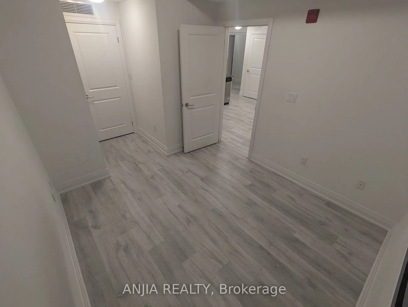9700, Ninth, Greensborough, Markham