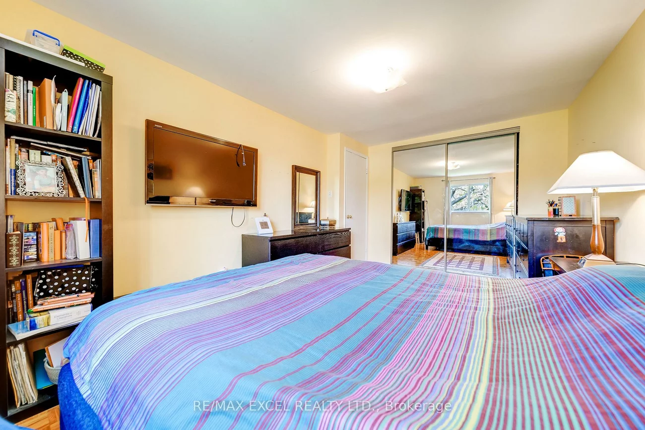 38, Stately, Thornhill, Markham